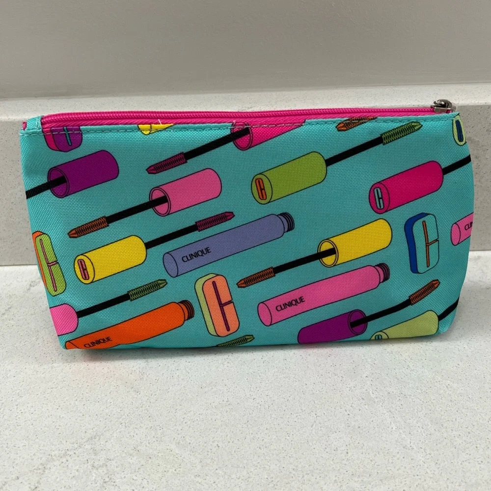 Clinique Cosmetic Bags - Set of 2 - NWOT - Picture 4 of 11